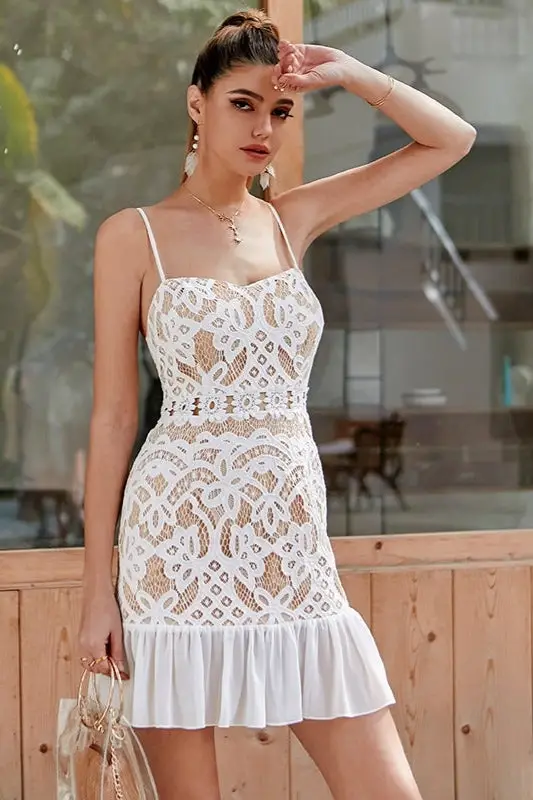 Vintage white short dress lace